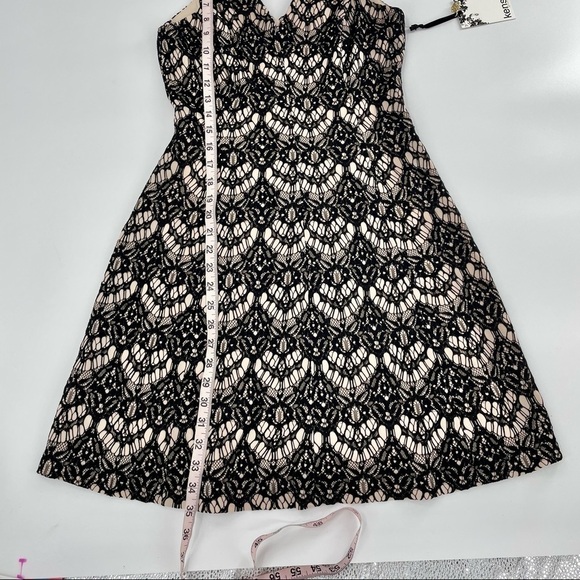 NEW Kensie Black & Nude Lace V Neck Y2K Witchy Cocktail Dress - Picture 3 of 11